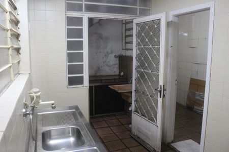 Casa à venda com 129m², 3 quartos e 2 vagasQuintal