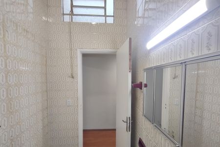 Casa à venda com 129m², 3 quartos e 2 vagasBanheiro 1