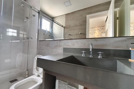 Apartamento para alugar com 241m², 3 quartos e 4 vagasBanheiro Suíte 2