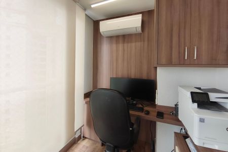 Apartamento para alugar com 241m², 3 quartos e 4 vagasEscritório
