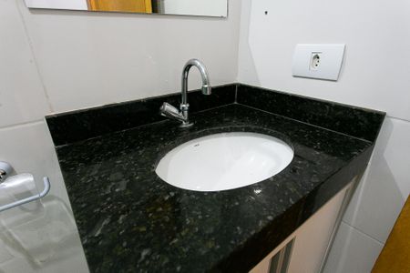 Apartamento à venda com 47m², 2 quartos e sem vagaBanheiro