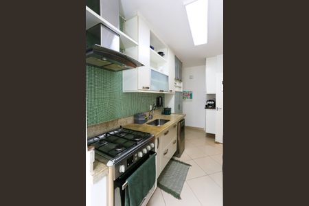 Apartamento à venda com 98m², 3 quartos e 2 vagas Apartamento à venda com 98m², 3 quartos e 2 vagascozinha