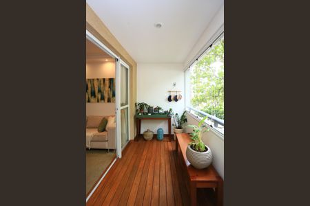 Varanda da Sala de apartamento à venda com 3 quartos, 98m² em Vila Andrade, São Paulo