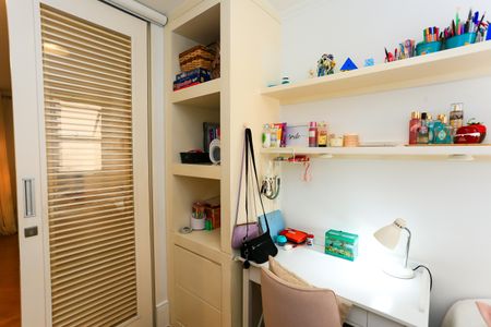 Apartamento à venda com 98m², 3 quartos e 2 vagas Apartamento à venda com 98m², 3 quartos e 2 vagasquarto 1