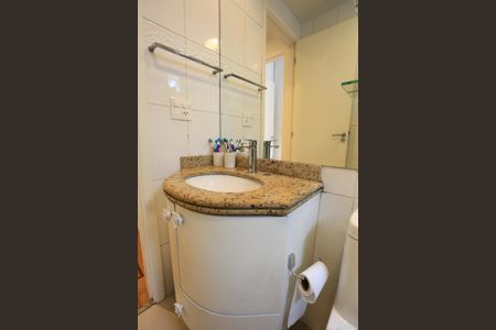 Apartamento à venda com 98m², 3 quartos e 2 vagas Apartamento à venda com 98m², 3 quartos e 2 vagasBanheiro