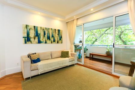 Apartamento à venda com 98m², 3 quartos e 2 vagas Apartamento à venda com 98m², 3 quartos e 2 vagasSala