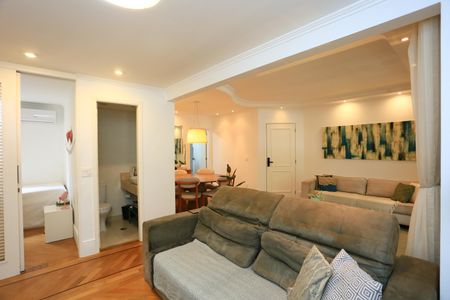 Apartamento à venda com 98m², 3 quartos e 2 vagas Apartamento à venda com 98m², 3 quartos e 2 vagasSala