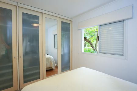 Apartamento à venda com 98m², 3 quartos e 2 vagas Apartamento à venda com 98m², 3 quartos e 2 vagassuíte