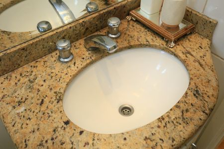 Apartamento à venda com 98m², 3 quartos e 2 vagas Apartamento à venda com 98m², 3 quartos e 2 vagasBanheiro da Suíte