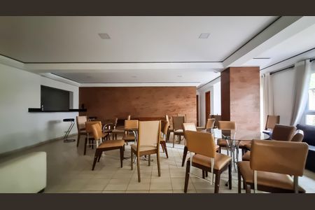 Apartamento à venda com 98m², 3 quartos e 2 vagas Apartamento à venda com 98m², 3 quartos e 2 vagasÁrea comum - Salão de festas