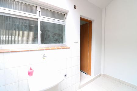 Casa à venda com 3 quartos, 60m² em Vila Alexandria, São Paulo