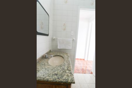 Casa à venda com 60m², 3 quartos e 1 vaga