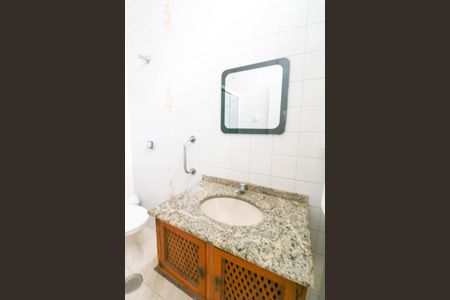 Casa à venda com 60m², 3 quartos e 1 vaga