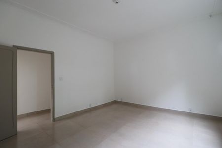 Casa para alugar com 482m², 4 quartos e 6 vagasSuíte