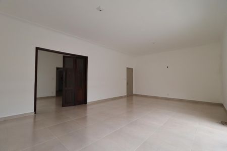 Casa para alugar com 482m², 4 quartos e 6 vagasSala 1