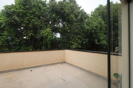 Casa para alugar com 482m², 4 quartos e 6 vagasSacada