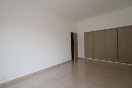 Casa para alugar com 482m², 4 quartos e 6 vagasQuarto 1