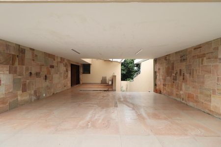 Casa para alugar com 482m², 4 quartos e 6 vagasGaragem