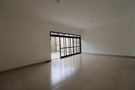 Casa para alugar com 482m², 4 quartos e 6 vagasSala 1