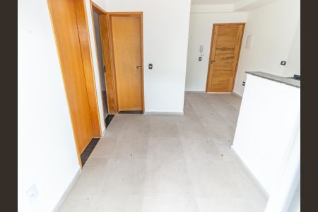 Sala de apartamento para alugar com 2 quartos, 42m² em Vila Bertioga, São Paulo