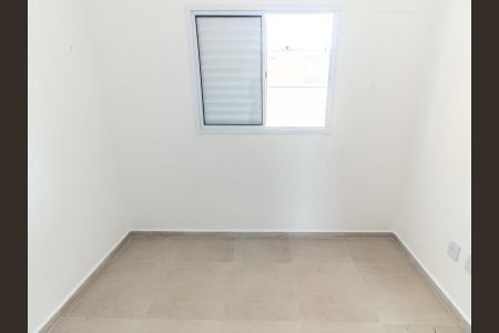 Quarto 1 de apartamento para alugar com 2 quartos, 42m² em Vila Bertioga, São Paulo