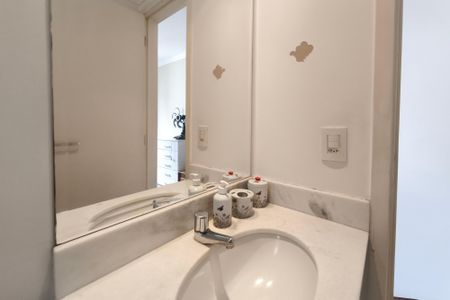 Apartamento à venda com 75m², 3 quartos e 2 vagas Apartamento à venda com 75m², 3 quartos e 2 vagasBanheiro Suíte