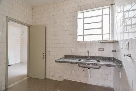 Apartamento à venda com 105m², 3 quartos e 1 vaga Apartamento à venda com 105m², 3 quartos e 1 vagaCozinha