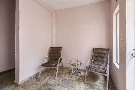 Apartamento à venda com 105m², 3 quartos e 1 vaga Apartamento à venda com 105m², 3 quartos e 1 vagaHall de entrada