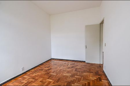 Apartamento à venda com 105m², 3 quartos e 1 vaga Apartamento à venda com 105m², 3 quartos e 1 vagaQuarto 2