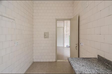 Apartamento à venda com 105m², 3 quartos e 1 vaga Apartamento à venda com 105m², 3 quartos e 1 vagaCozinha