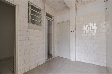 Apartamento à venda com 105m², 3 quartos e 1 vaga Apartamento à venda com 105m², 3 quartos e 1 vagaÁrea de Serviço