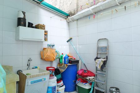 Casa à venda com 72m², 2 quartos e 2 vagasÁrea de Serviço