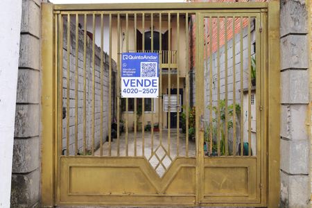 Casa à venda com 72m², 2 quartos e 2 vagas Casa à venda com 72m², 2 quartos e 2 vagasPlaca instalada no portão do imóvel - Código da placa: VGEF-685