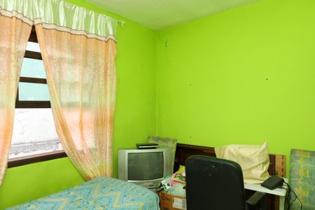 Casa à venda com 72m², 2 quartos e 2 vagasQuarto 2