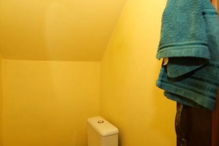 Casa à venda com 72m², 2 quartos e 2 vagasBanheiro 2 - Lavabo