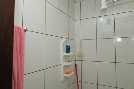 Casa à venda com 72m², 2 quartos e 2 vagasBanheiro 1