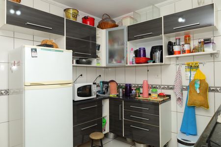 Casa à venda com 72m², 2 quartos e 2 vagasCozinha