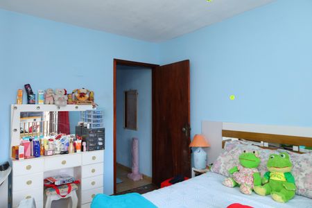 Casa à venda com 72m², 2 quartos e 2 vagasQuarto 1