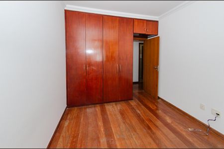 Apartamento para alugar com 194m², 3 quartos e 2 vagasQuarto 2