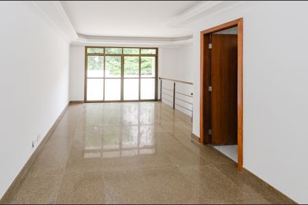 Apartamento para alugar com 194m², 3 quartos e 2 vagasSala 2