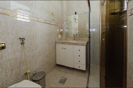 Apartamento para alugar com 194m², 3 quartos e 2 vagasBanheiro social