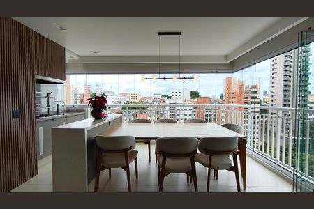 Apartamento à venda com 87m², 2 quartos e 2 vagasVaranda