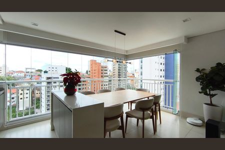 Apartamento à venda com 87m², 2 quartos e 2 vagasVaranda