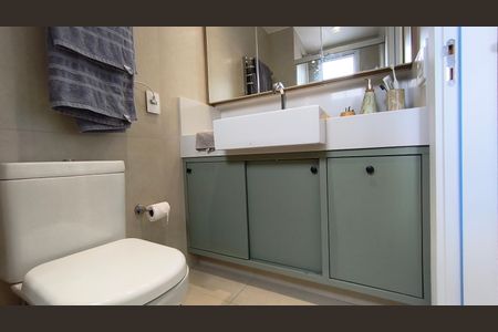 Apartamento à venda com 87m², 2 quartos e 2 vagasBanheiro da Suíte 2