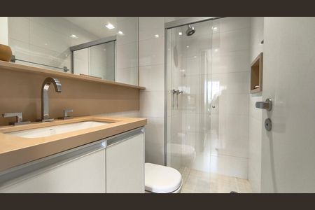 Apartamento à venda com 87m², 2 quartos e 2 vagasBanheiro da Suíte 1