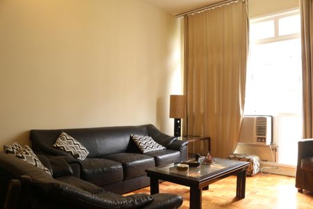 Apartamento à venda com 120m², 3 quartos e 1 vagaSala