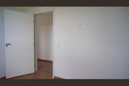 Quarto 2 de apartamento para alugar com 2 quartos, 46m² em Restinga, Porto Alegre