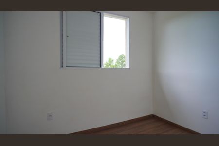 Quarto 1 de apartamento para alugar com 2 quartos, 46m² em Restinga, Porto Alegre