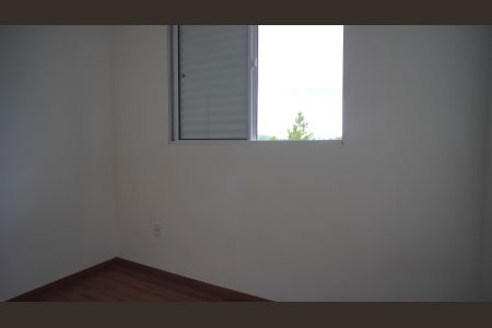 Quarto 1 de apartamento para alugar com 2 quartos, 46m² em Restinga, Porto Alegre
