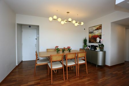 Apartamento à venda com 90m², 3 quartos e 1 vagasala 